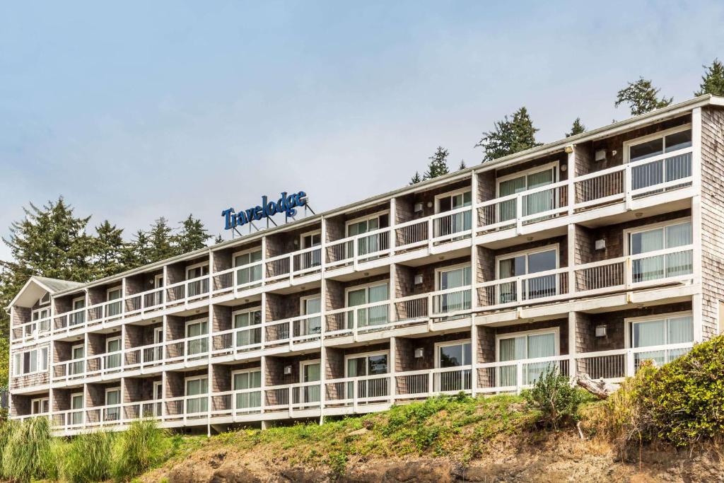 Travelodge by Wyndham Depoe Bay Main image 1